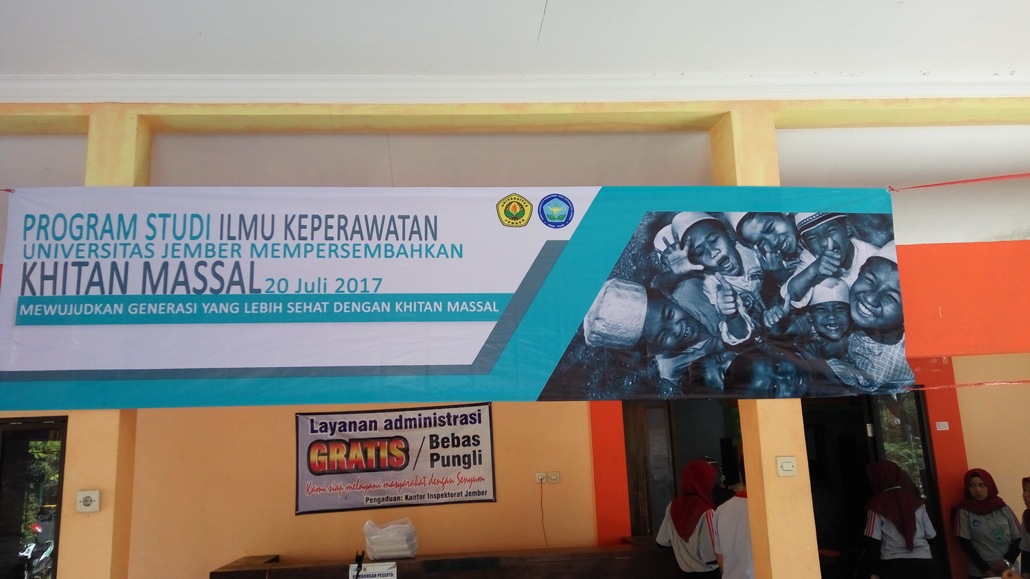 PSIK UNIVERSITAS JEMBER RUTIN MENGADAKAN KHITAN MASAL