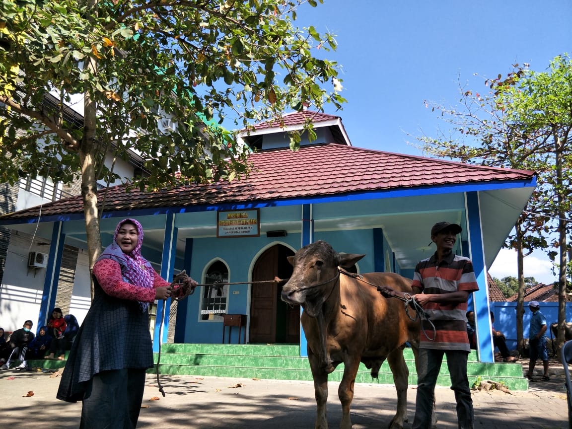 FAKULTAS KEPERAWATAN BERQURBAN